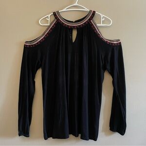 Maurices Black Cold Shoulder Top w Red & Gold Embroidery & Beads Lace Back